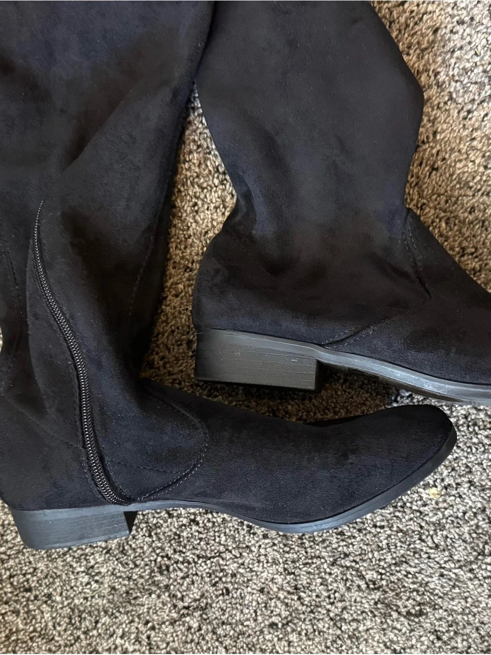 Black lWomen's high to knee Boots